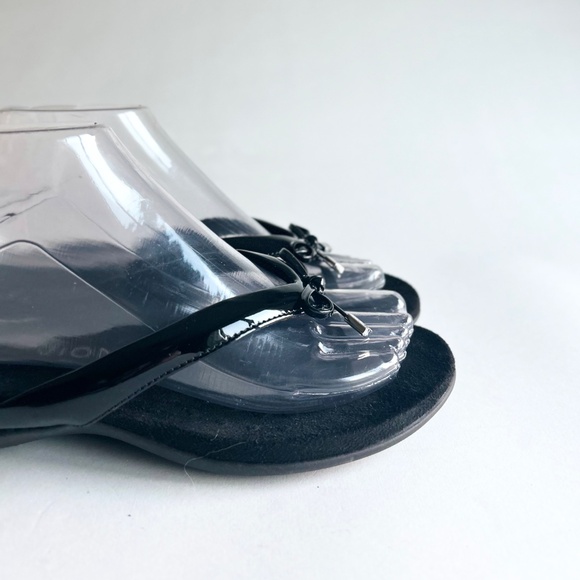 Vionic Bella Black Patent Leather Rubber Outsole Flip Flops size 7 - Picture 11 of 12